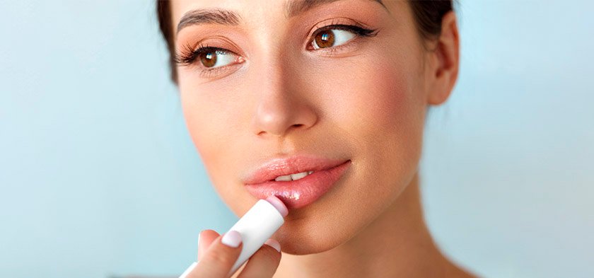 как красиво накрасить губы