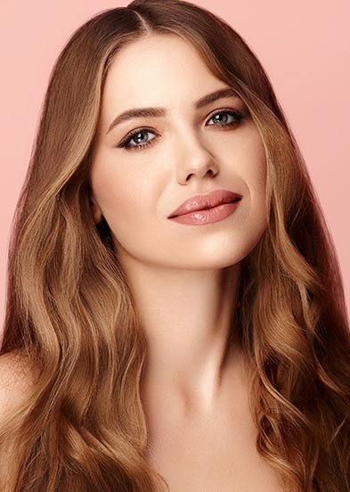 девушка с макияжем