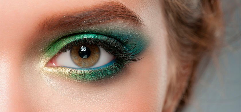 Как правильно наносить тени на веки