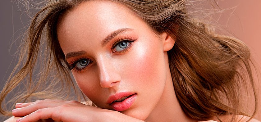 русая девушка