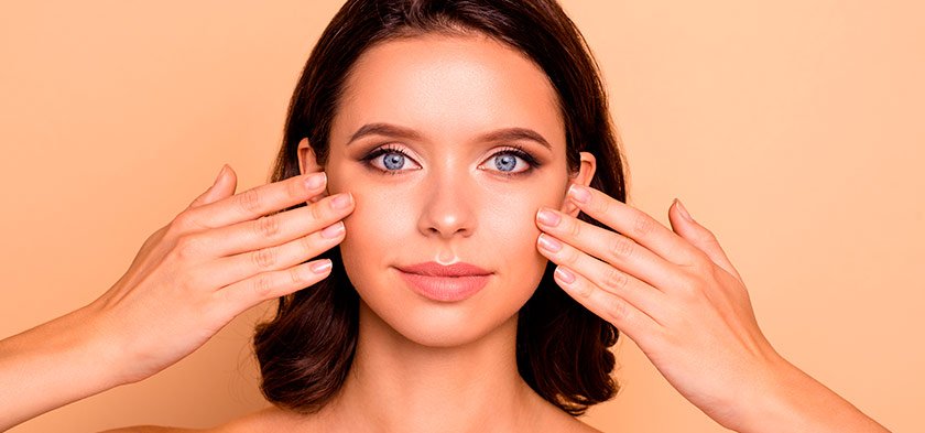 эффект пилинга на лице у девушки