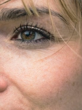 Bluff Your Way To Beautiful Smooth Skin Using The Blurring Effect Hero