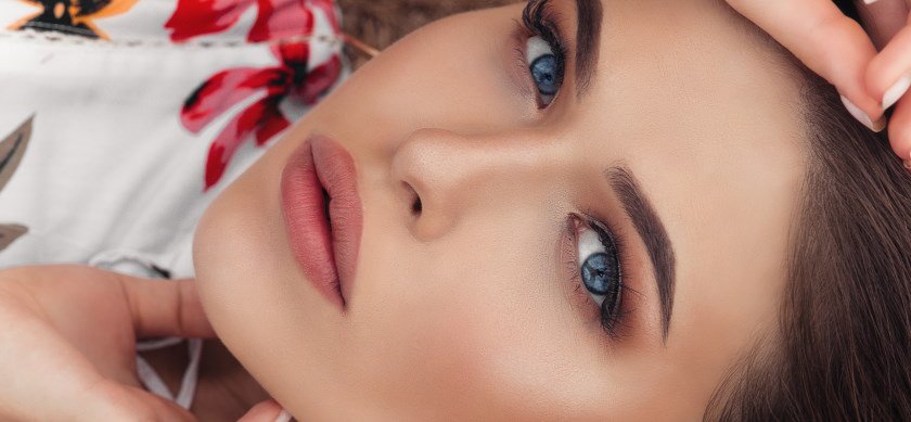 девушка с дневным