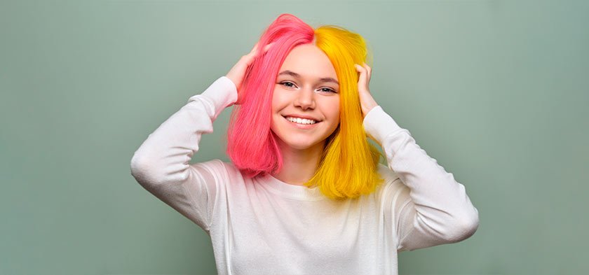 яркий цвет волос