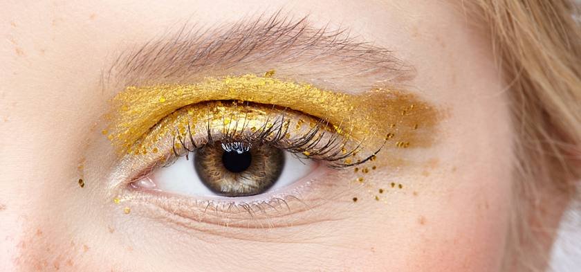 Блестки на глазах